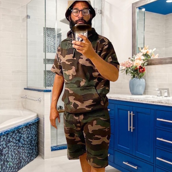 Meet your Posher, Billion - Picture 4 of 7